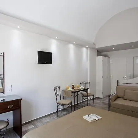 Preka Maria Aparthotel 2*