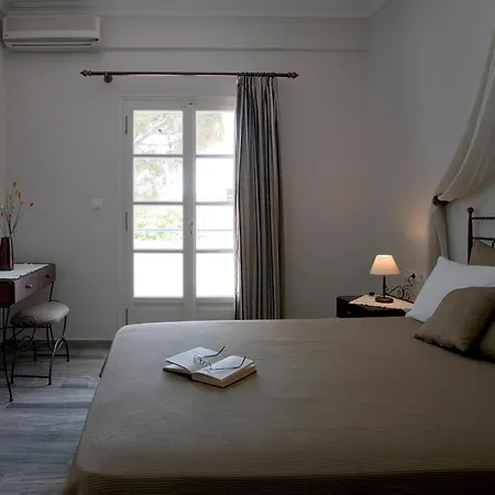 Aparthotel Preka Maria Kamari (Santorini)